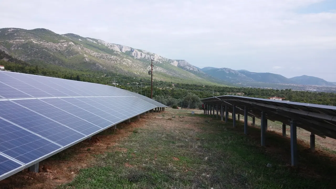 Φωτοβολταϊκό πάρκο Μέγαρα 100 kWp