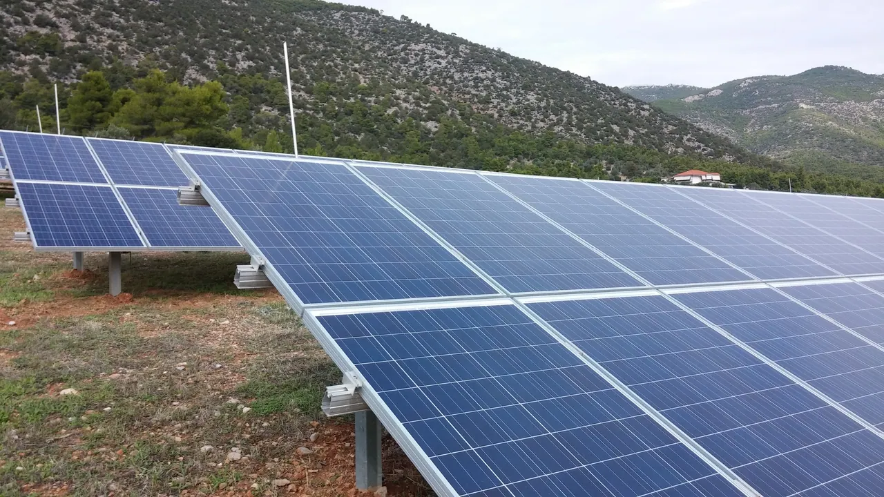 Φωτοβολταϊκό πάρκο Μέγαρα 100 kWp
