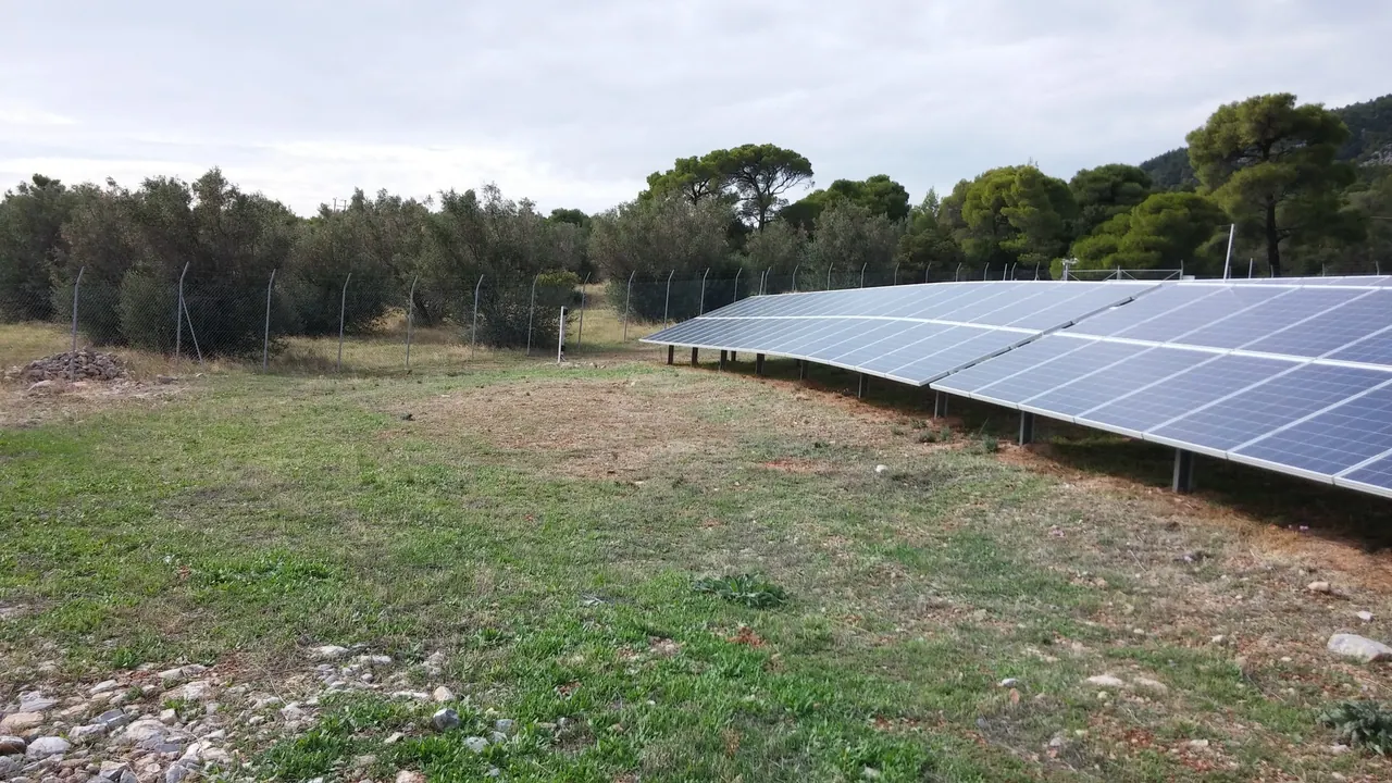 Φωτοβολταϊκό πάρκο Μέγαρα 100 kWp
