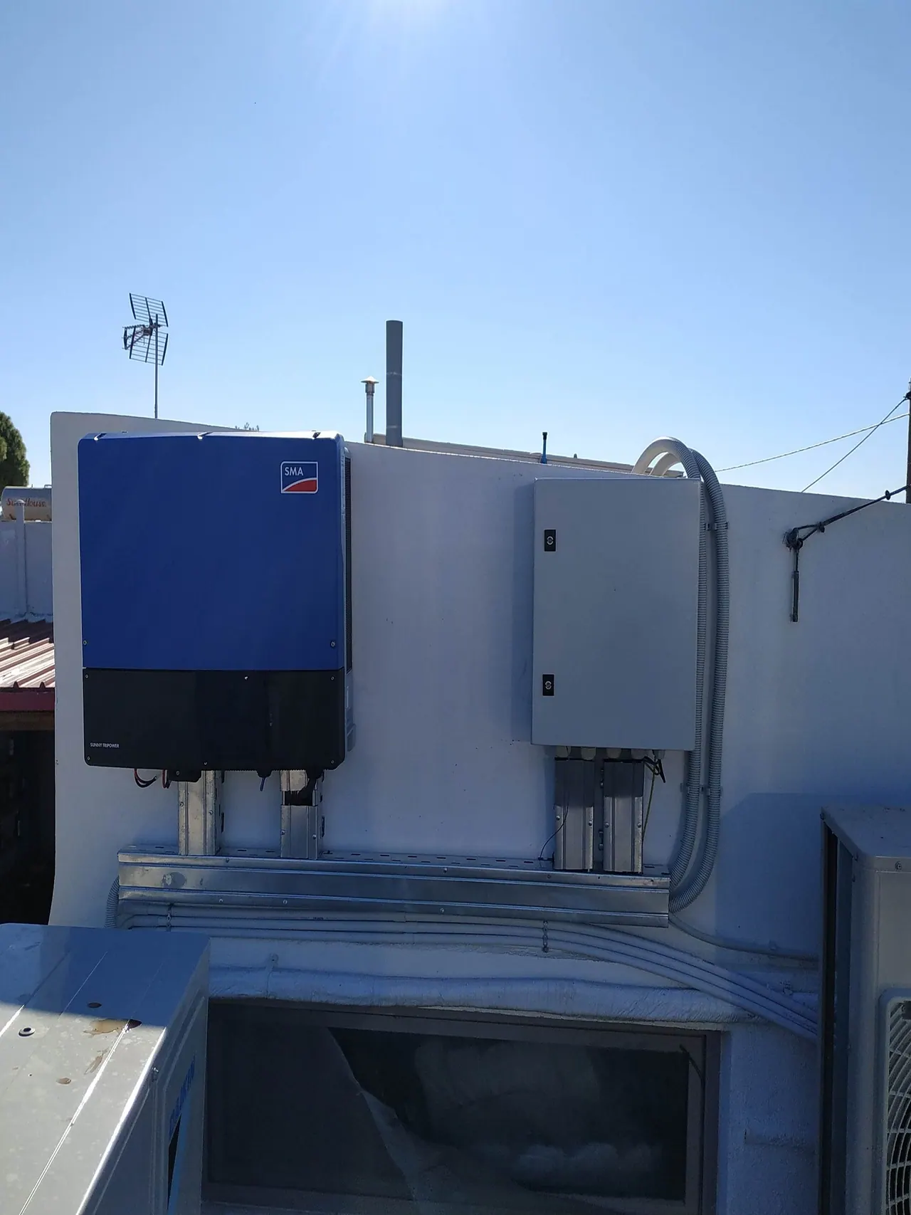Οικιακό φωτοβολταϊκό στην Αρτέμιδα 20 kWp