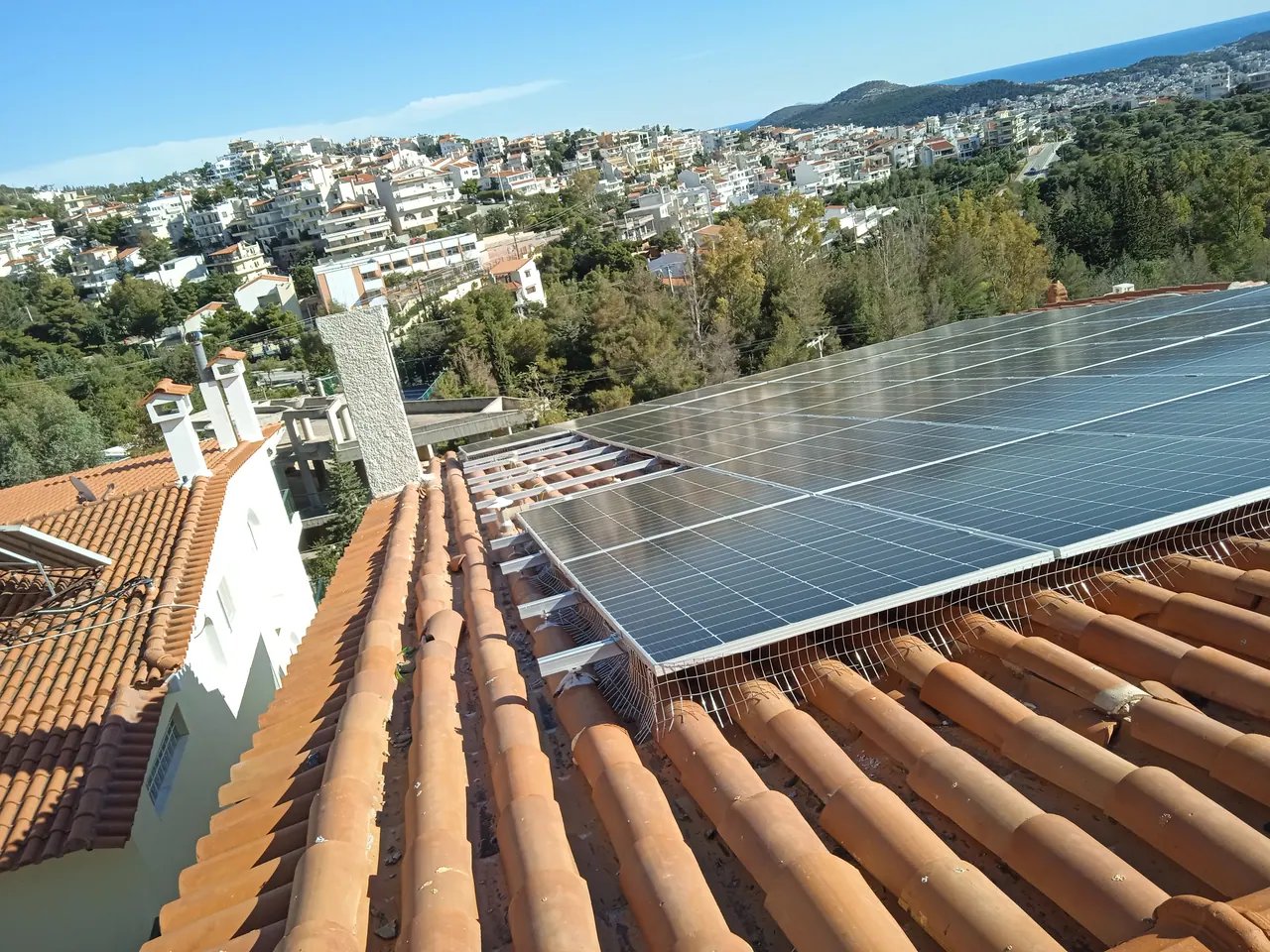 Οικιακή εφαρμογή φωτοβολταϊκού Βούλα 13 kWp